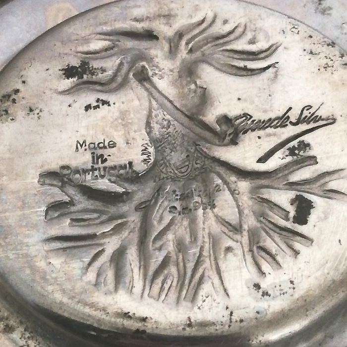 Prato decorativo em estanho