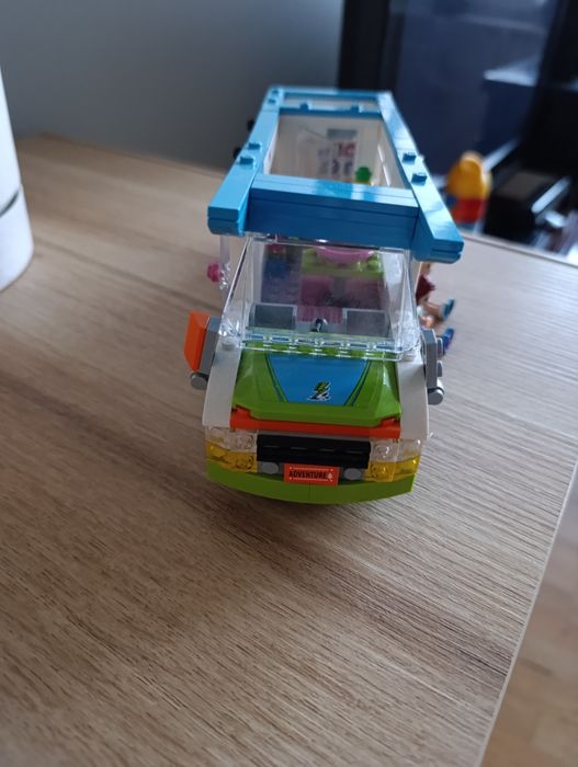 Autko LEGO, złożony model