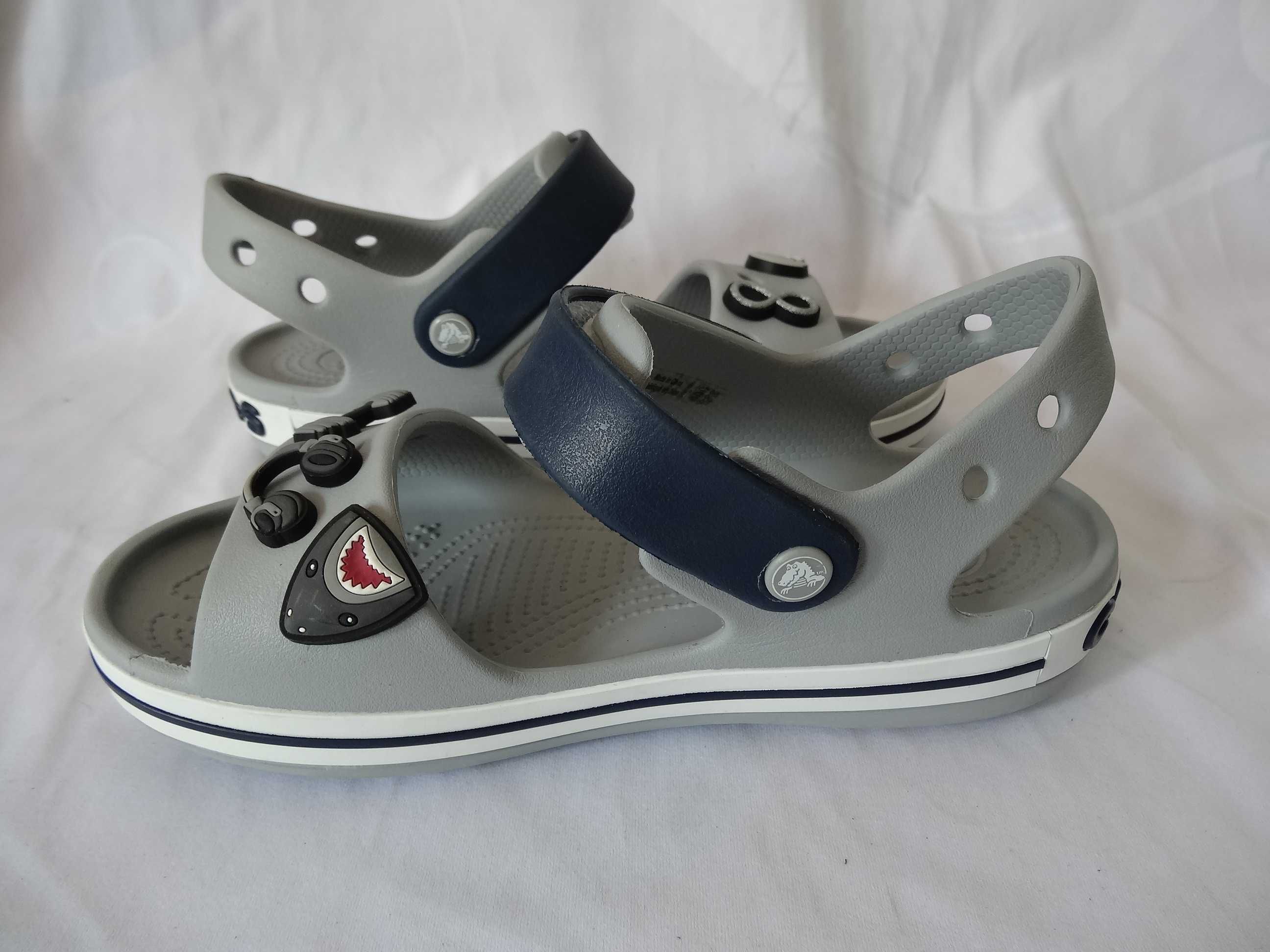 Sandały CROCS J3 roz 35 UNISEX Przypinki