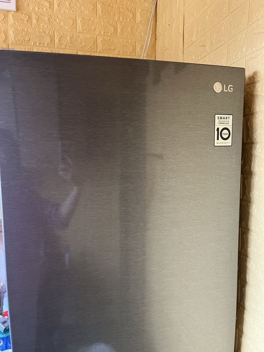Продаю Холодильник LG No Frost ,Smart inverter,Польща, 2023 рік виг.