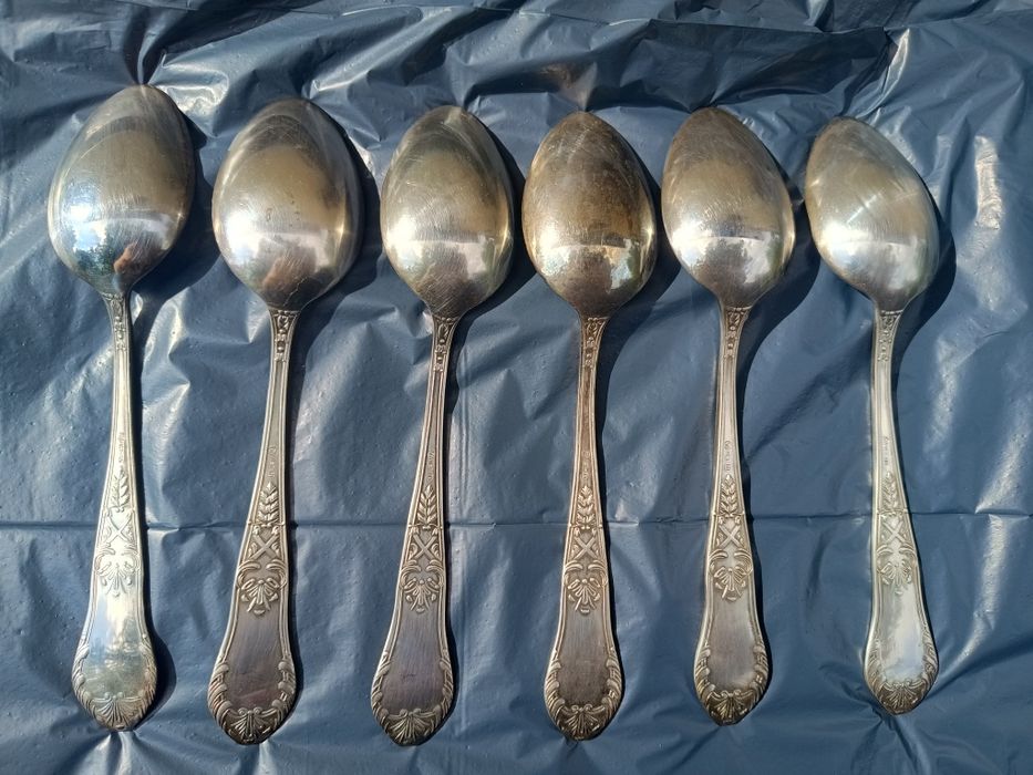 PRL. Hefra wzór Romański łyżki stołowe 6 sztuk, stare sztućce.