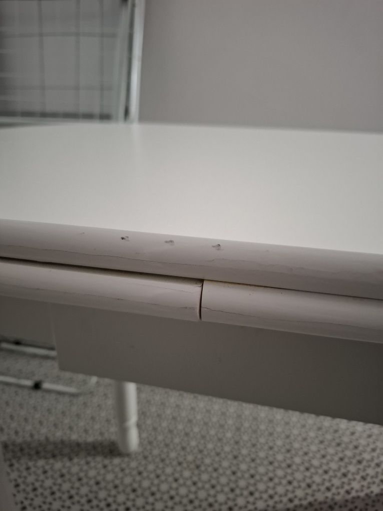 Mesa de madeira extensível