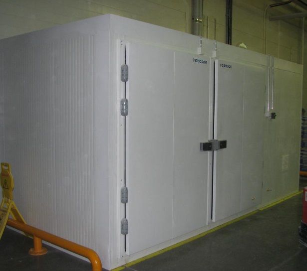 Установка морозильна, склад холодильний  для зберігання чорниці