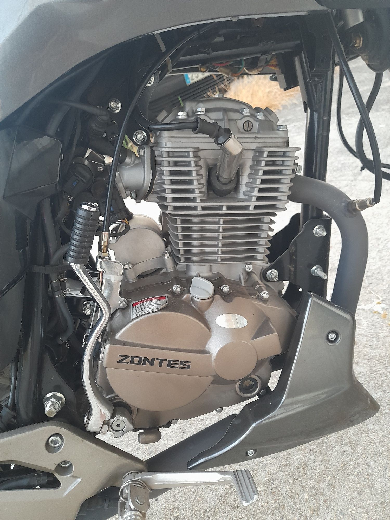 ZONTES 125cc Supermotocycle