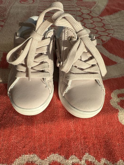 Дитяче взуття: балетки - мокасини, кеди 24 -25 розмір