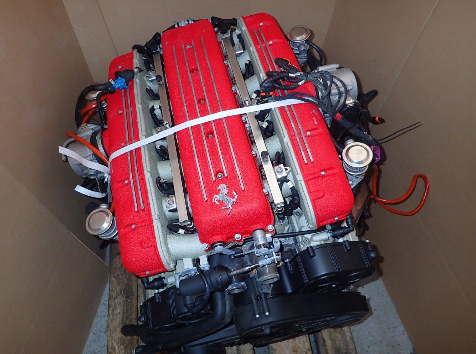 Motor Ferrari 612 scaglietti