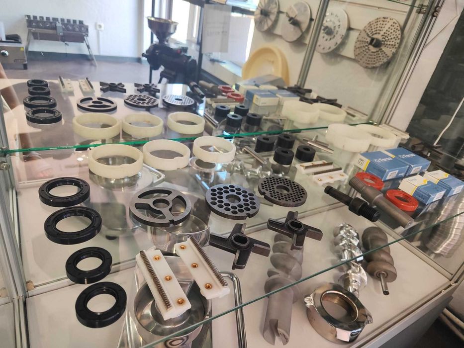 Комплект ріжучого інструменту на МІМ 300, 600 Ножи, решетки на МИМ 300