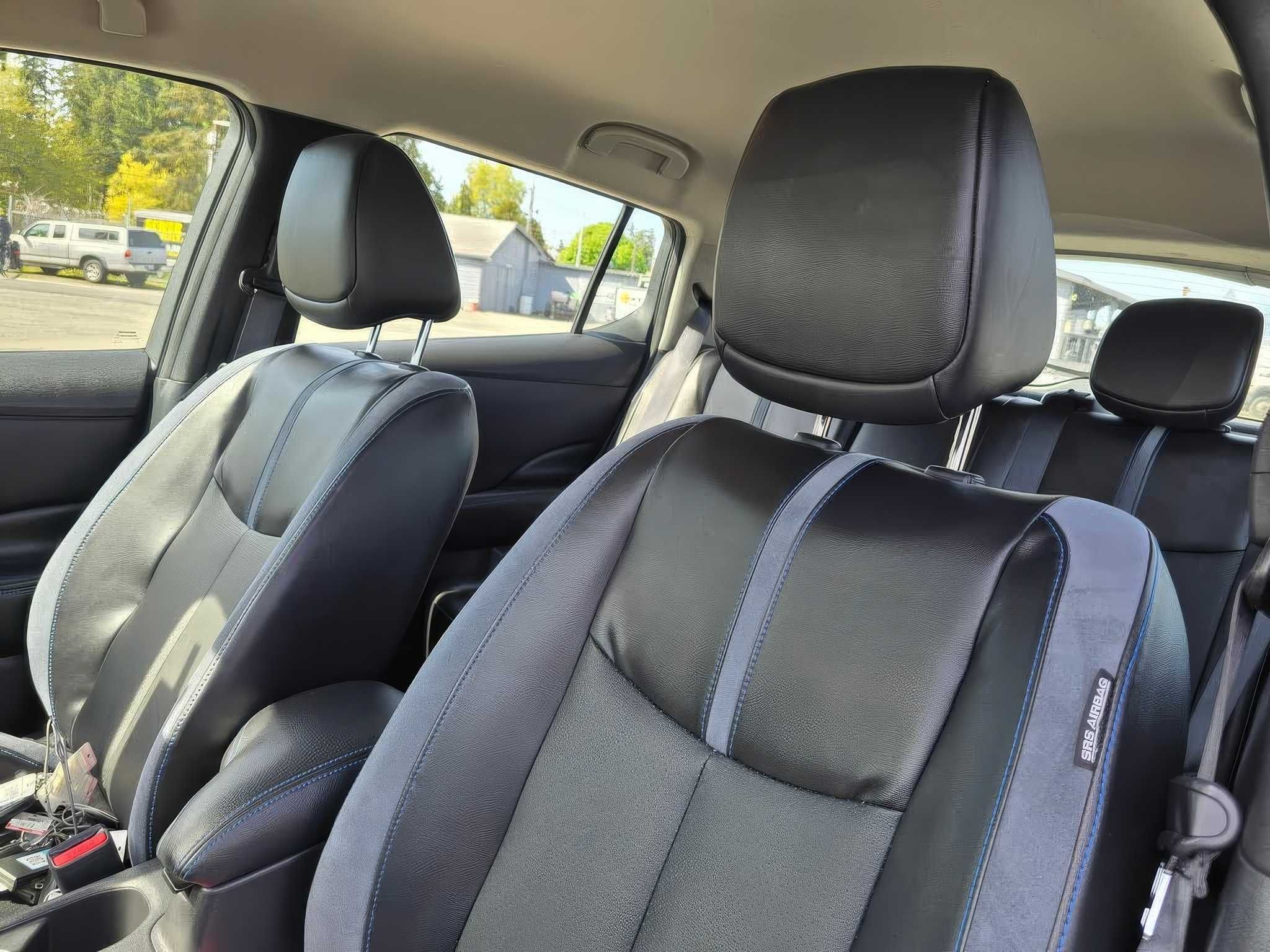2022 Nissan LEAF SL Plus