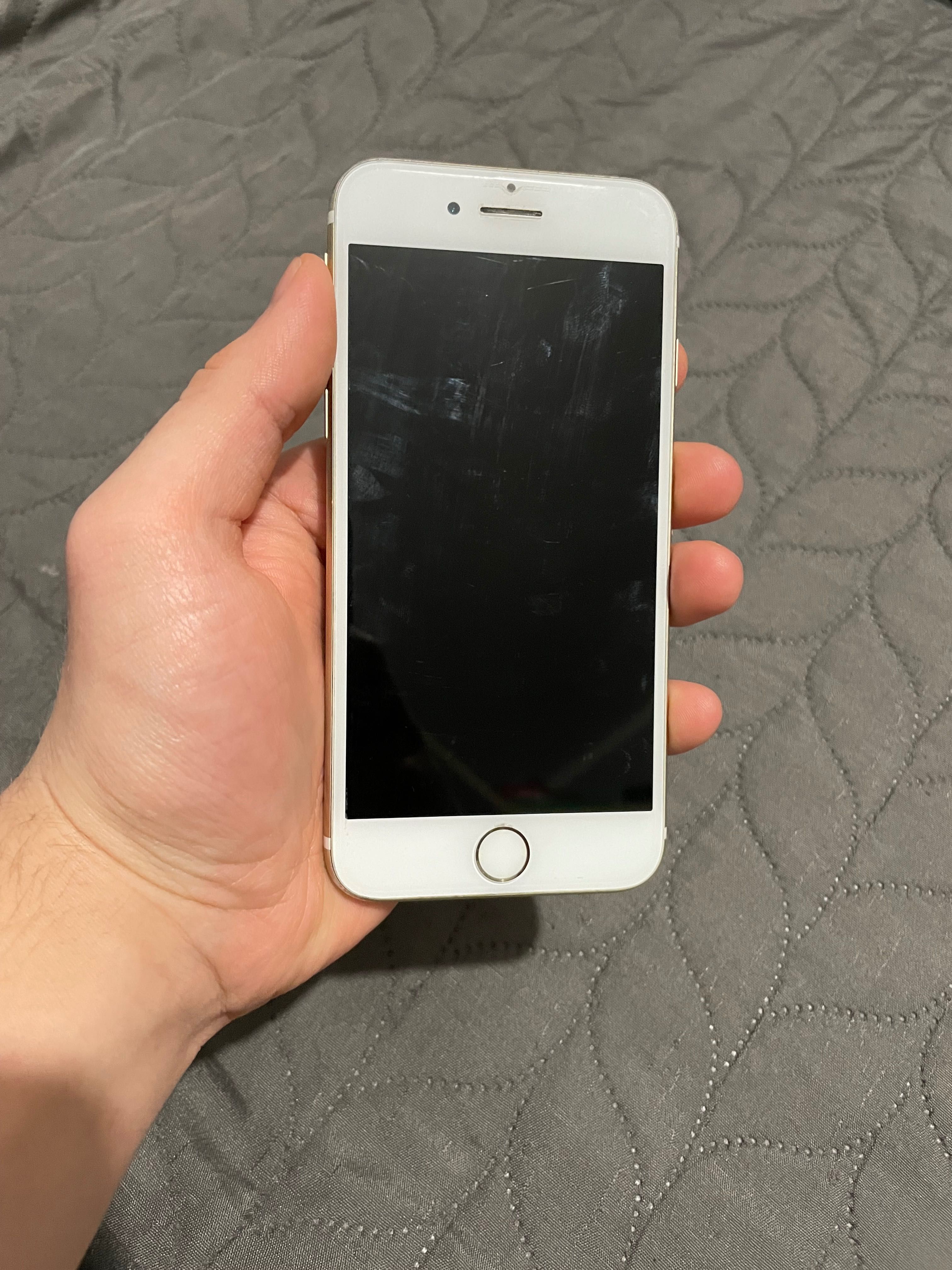 iPhone 7  SPRAWNY