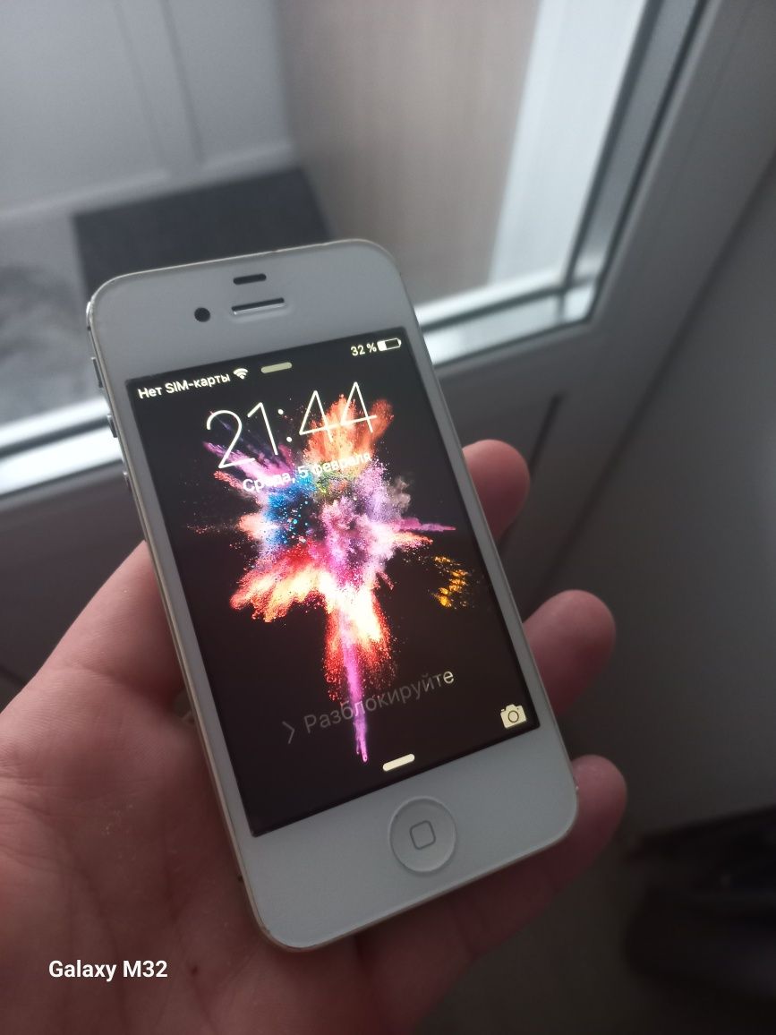 Продам Apple 4 ідеал