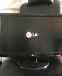 LG flatron w2243s