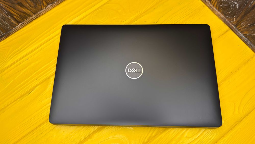 РОЗПРОДАЖ! Офісний Ноутбук Dell Latitude 5500 /Core i7-8665u/SSD 256GB