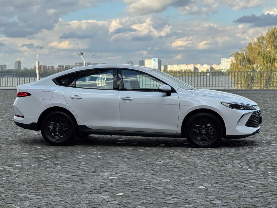 2025 BYD Qin PLUS DM-i