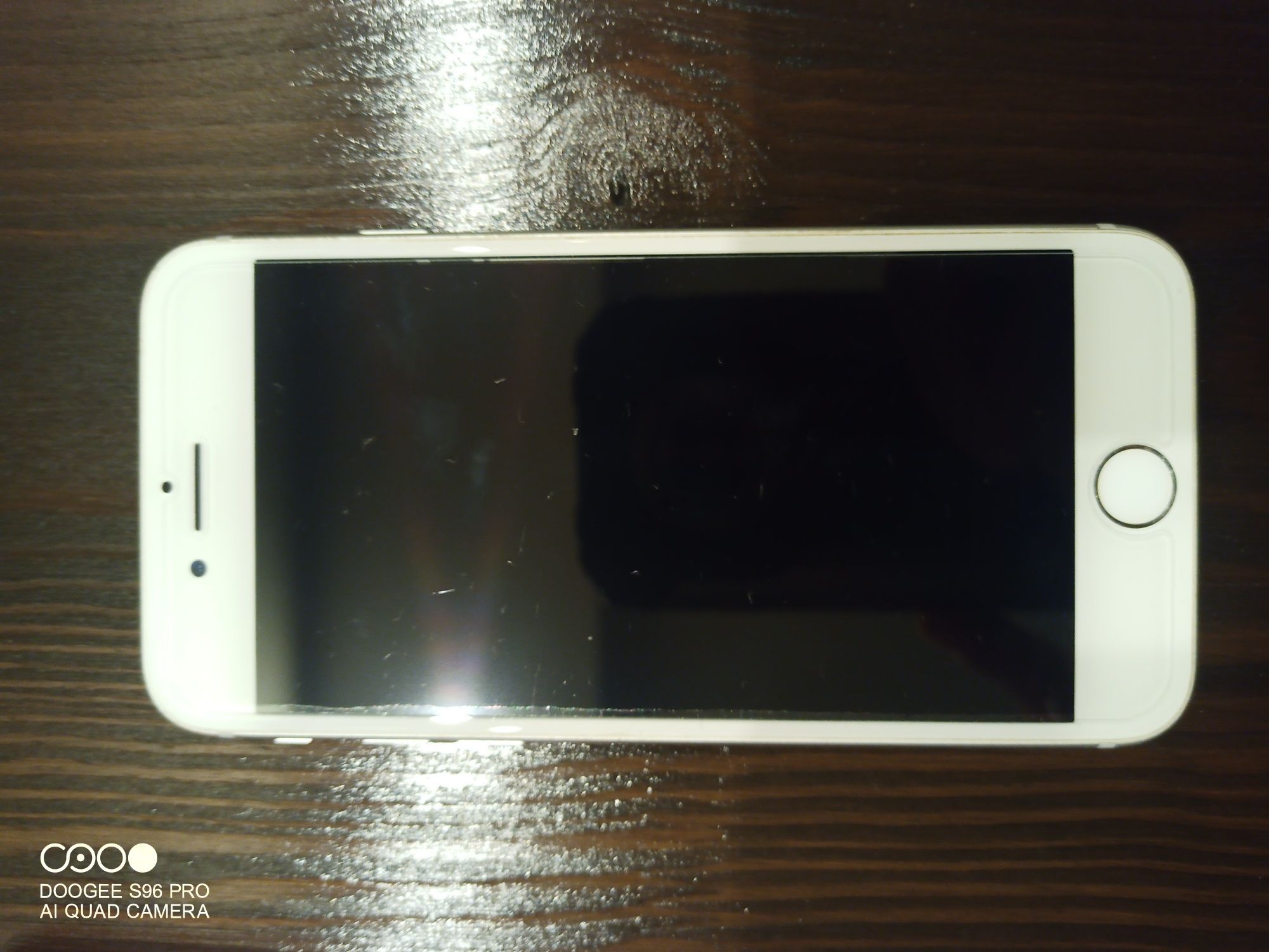 IPhone 8 64g Biały Stan BDB