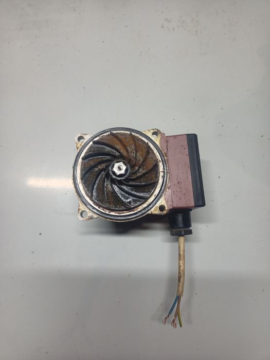 Насос Циркуляційний Grundfos 25-40