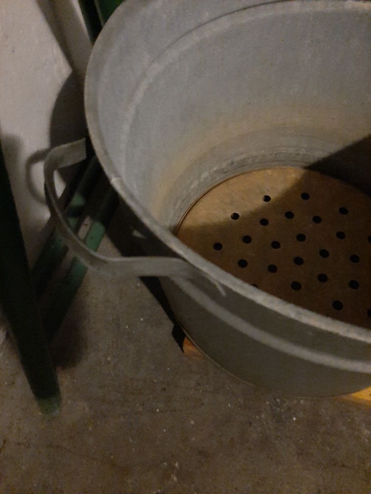 Garnek do pasteryzacji