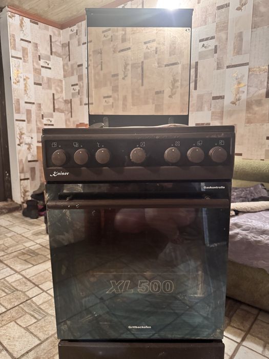 Продам газову духовку, в нормальному стані.