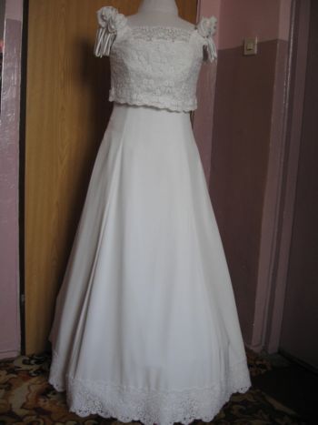 Biała suknia ślubna na wysoką r.40
