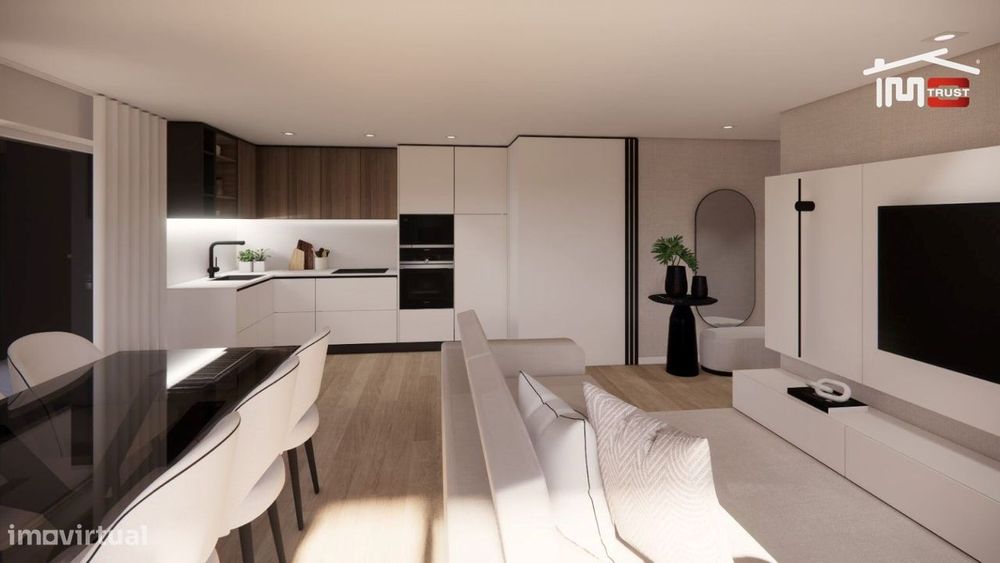 Apartamento T3 de Luxo com suíte, Coz. Equipada e Garagem  Setúbal