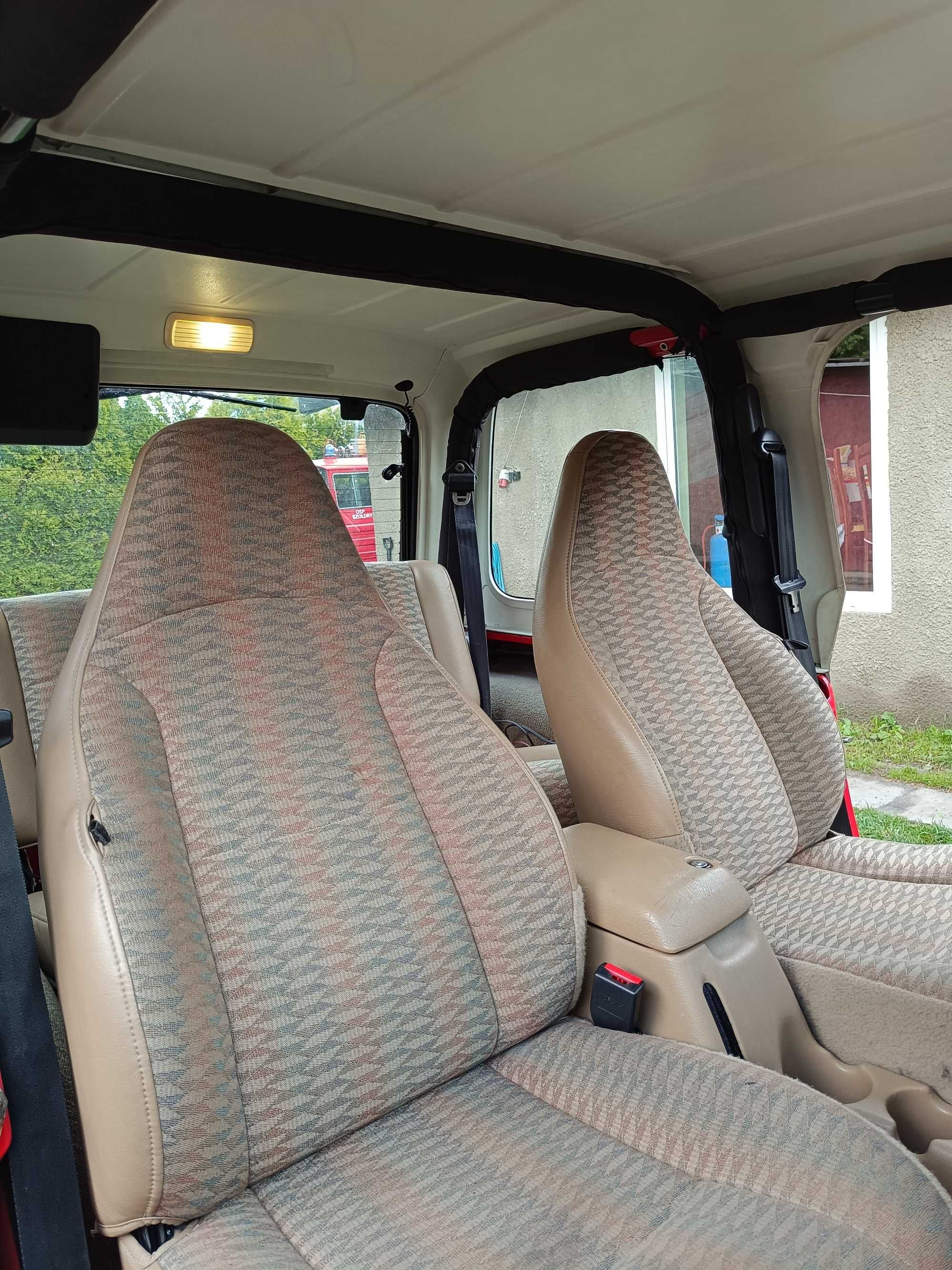 Terenowy 4x4 Jeep wrangler tj Polski salon 4.0. LPG