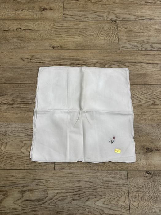 Nowe 8 sztuk białe bawełniane materiałowe serwetki z haftem 41x41 cm