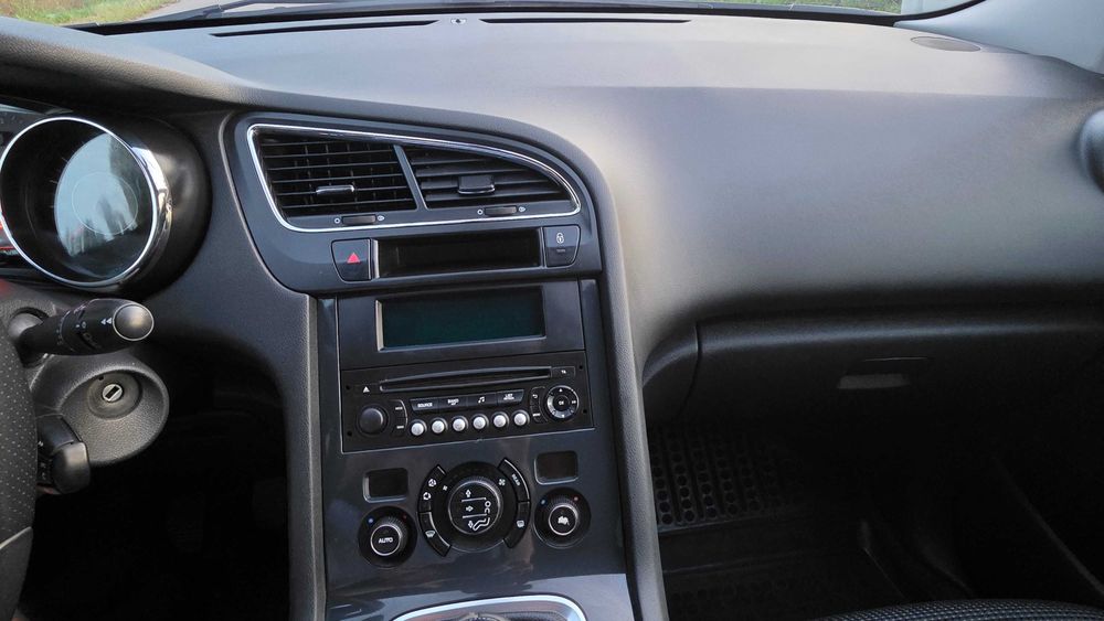 Peugeot 5008 2014 7 місць дизель 2.0 - акція до Чорної П’ятниці!