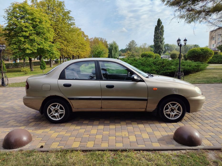 Продам Daewoo Lanos 1.6