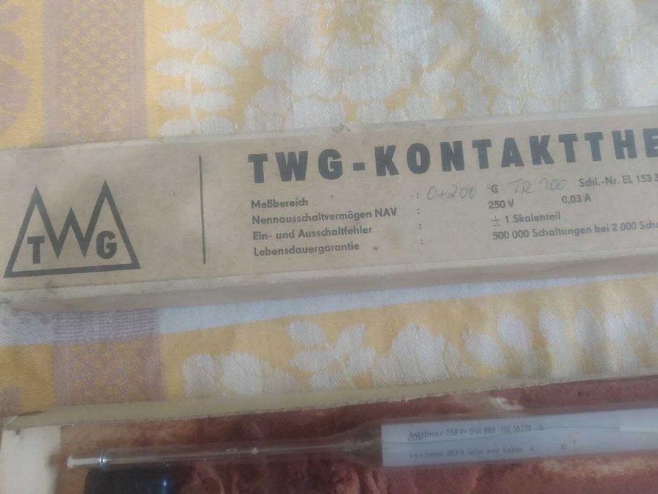 Термометр TWG  0-200°C НОВЫЙ в коробке! 1983г (ГДР) + ШТЕКЕР