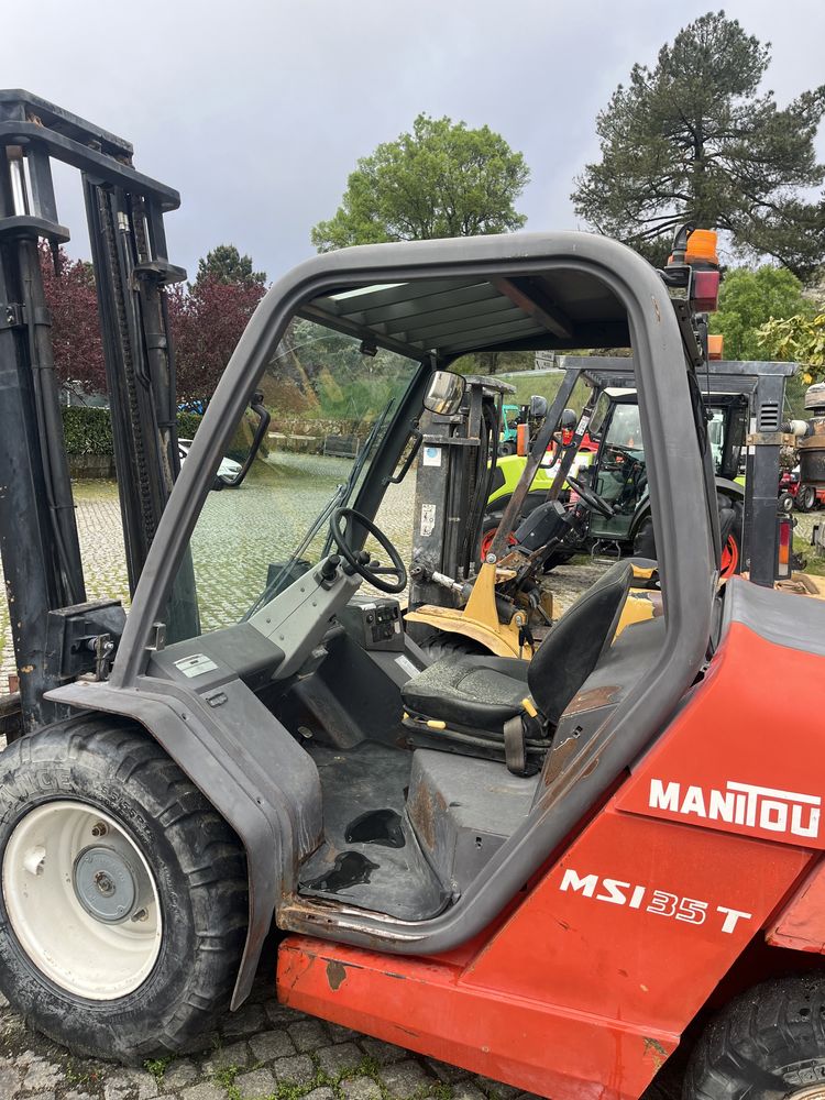 Empilhador Manitou MSI35T.