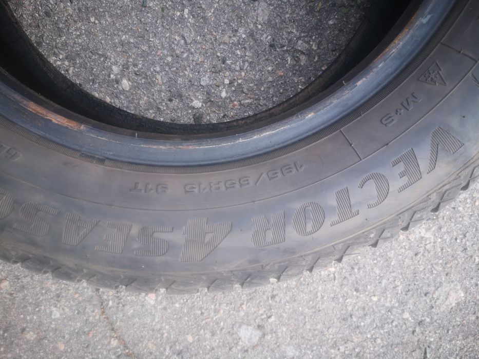 195/65 R15 Goodyar