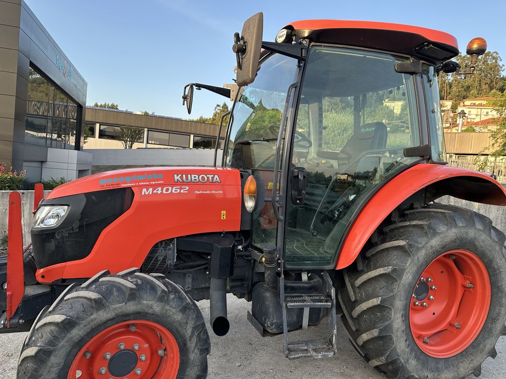 Kubota 4062 cabinado