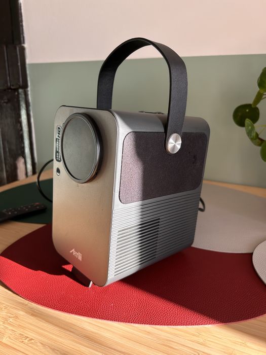 Projector vertical smart