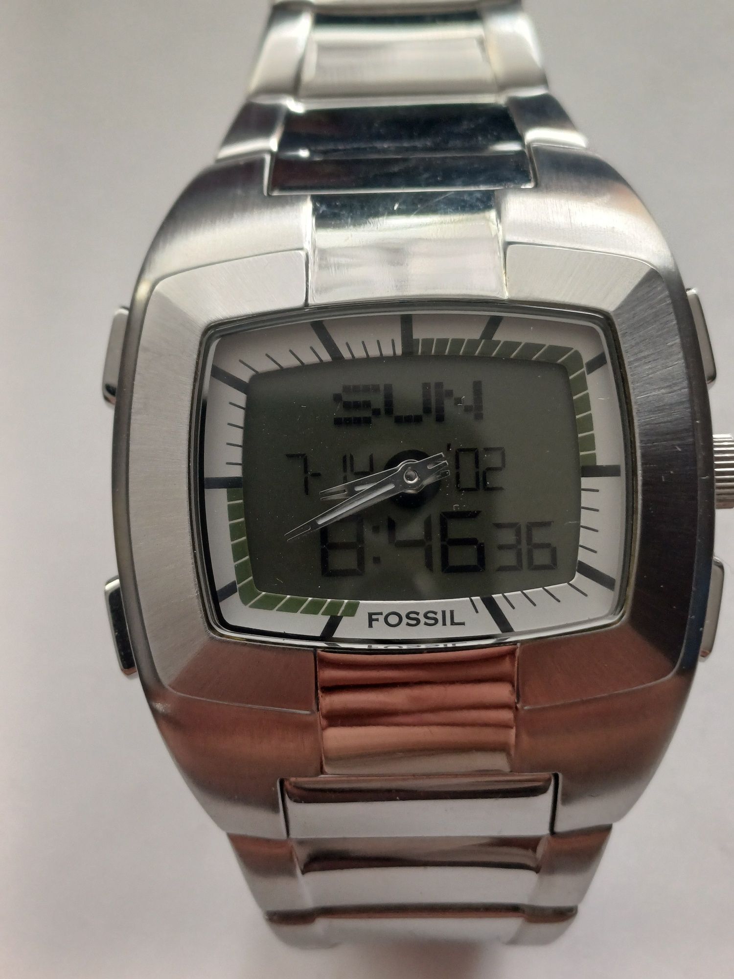 Fossil quartz stall
