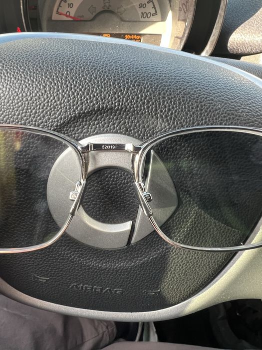 Оригінальні окуляри Saint Laurent SL224 — стан топ, привезені з США