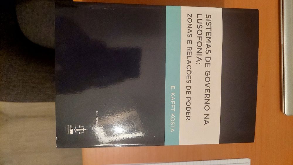 Sistemas de governo na lusofonia kafft kosta