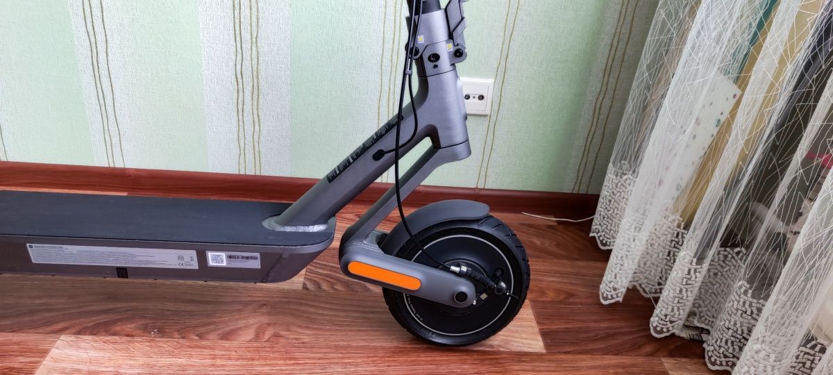 Електросамокат Xiaomi Scooter 4 Ultra (Ninebot,Kugoo,Segway,LikeBike)