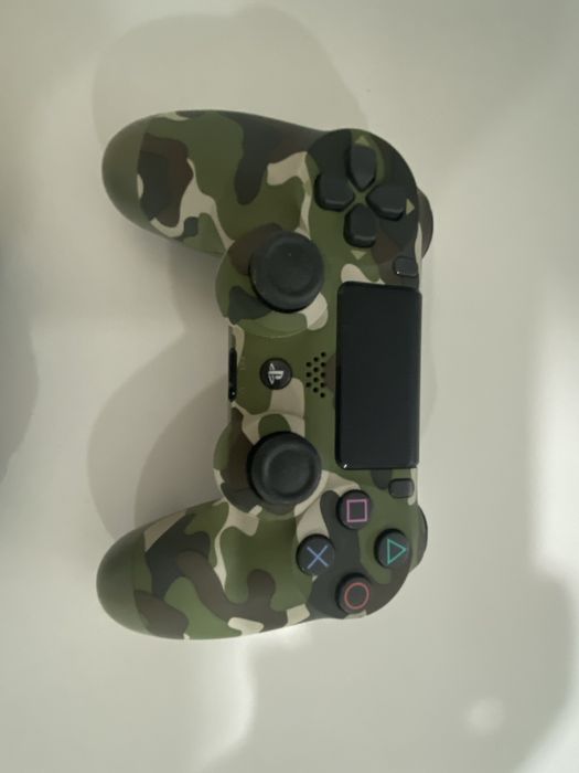 PlayStation 4 e comandos