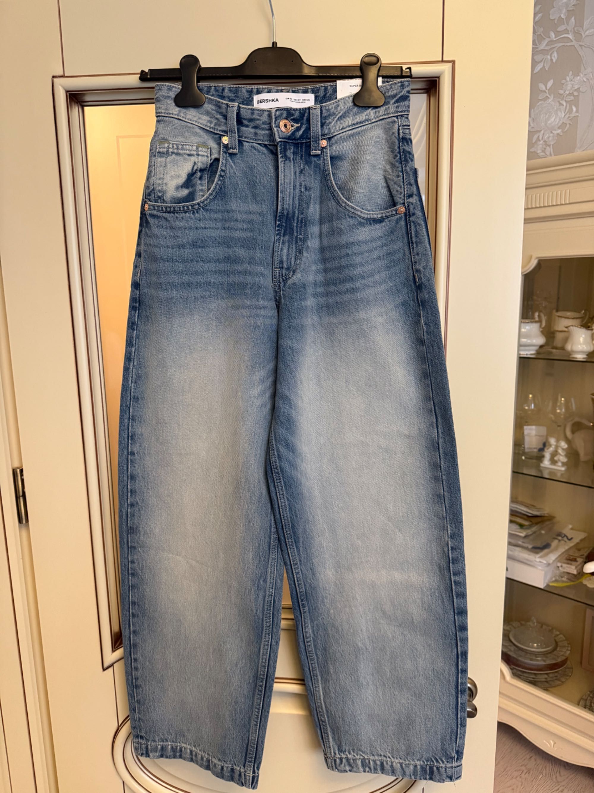 Нові жіночі baggy джинси Bershka