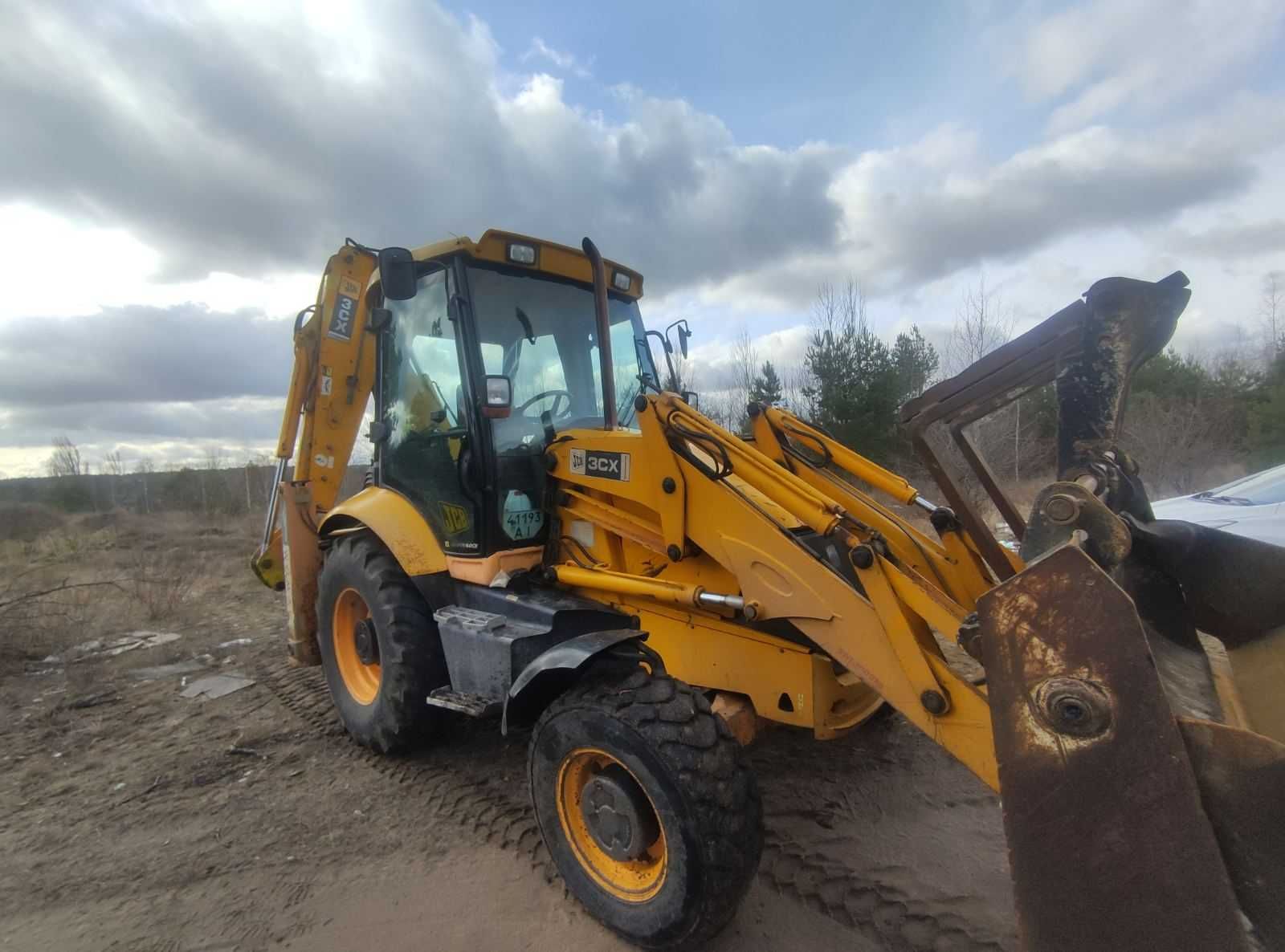 Екскаватор - навантажувач JCB 3CX