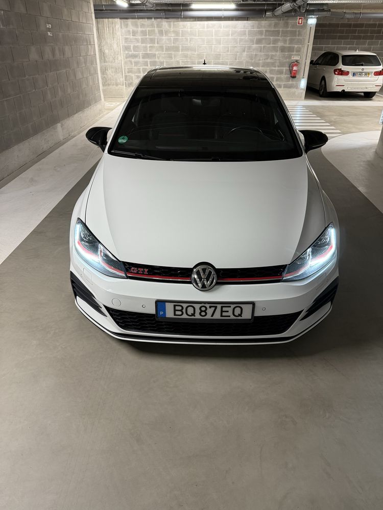 VW 7.5 GTI Performance 413cv KW financiamneto 120 meses