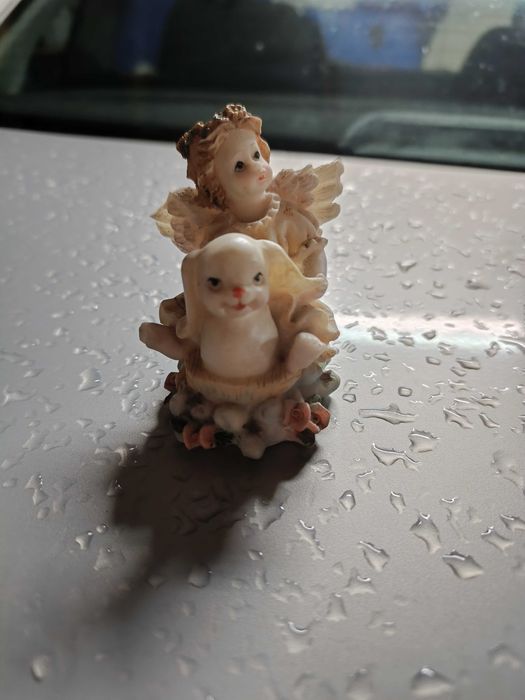 Figurka porcelanowa