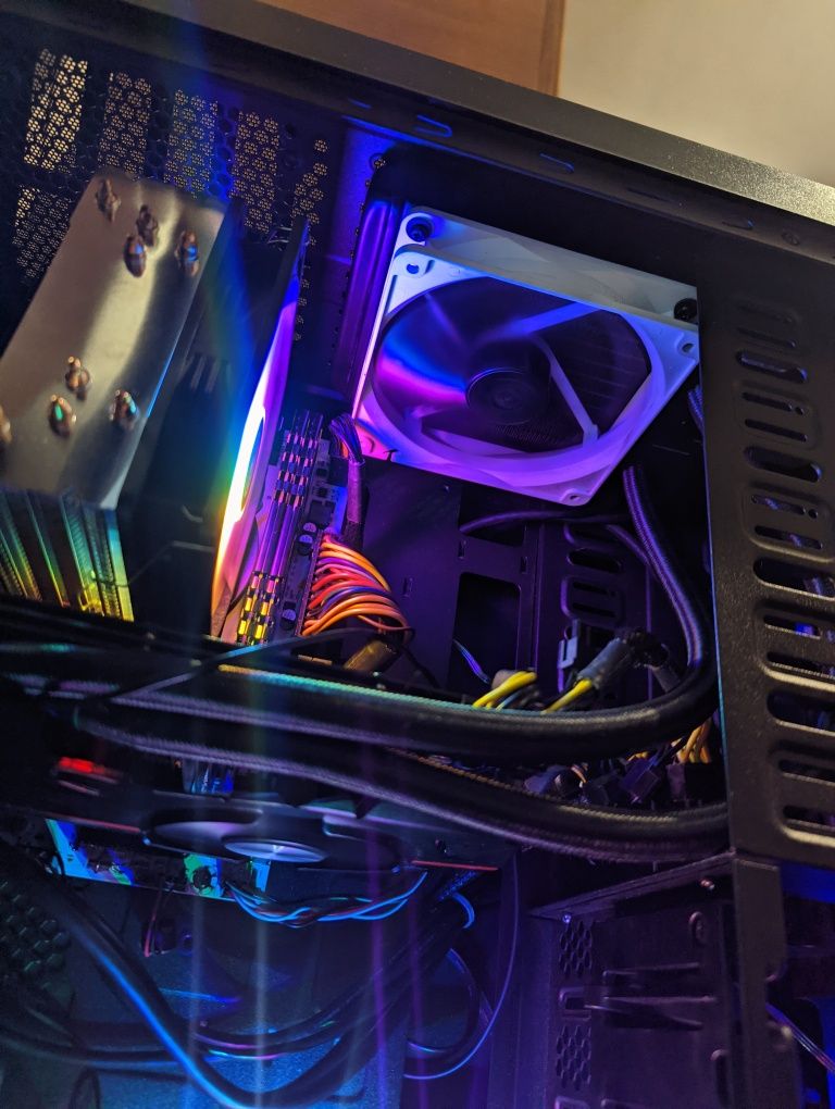 Ігровий ПК, 24 ядра 3.3ггц, DDR4 32гб, GTX 1080 8гб, m.2 384, Hdd1тб