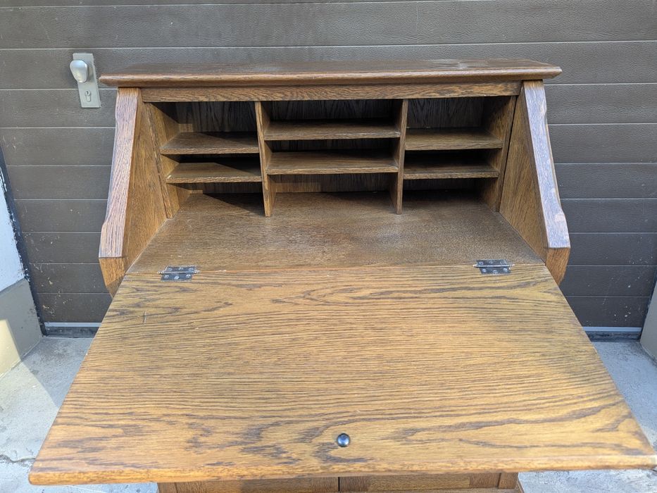 Секретер, секретарек, комод, стіл Антикварний Секретер-Бюро