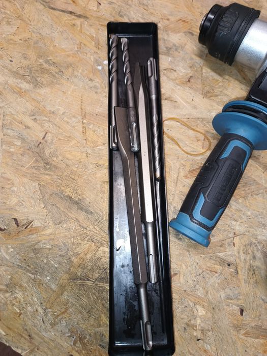 Młotowiertarka Erbauer SDS Plus 1500 W