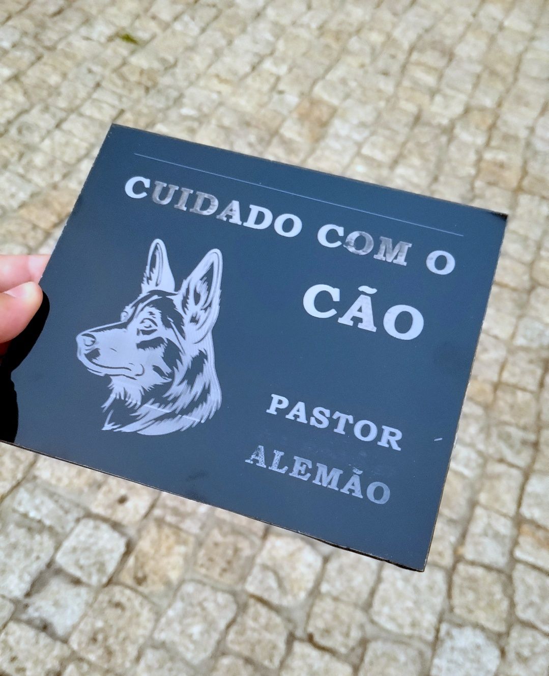Placa de aviso  em acrílico para cães personalizada