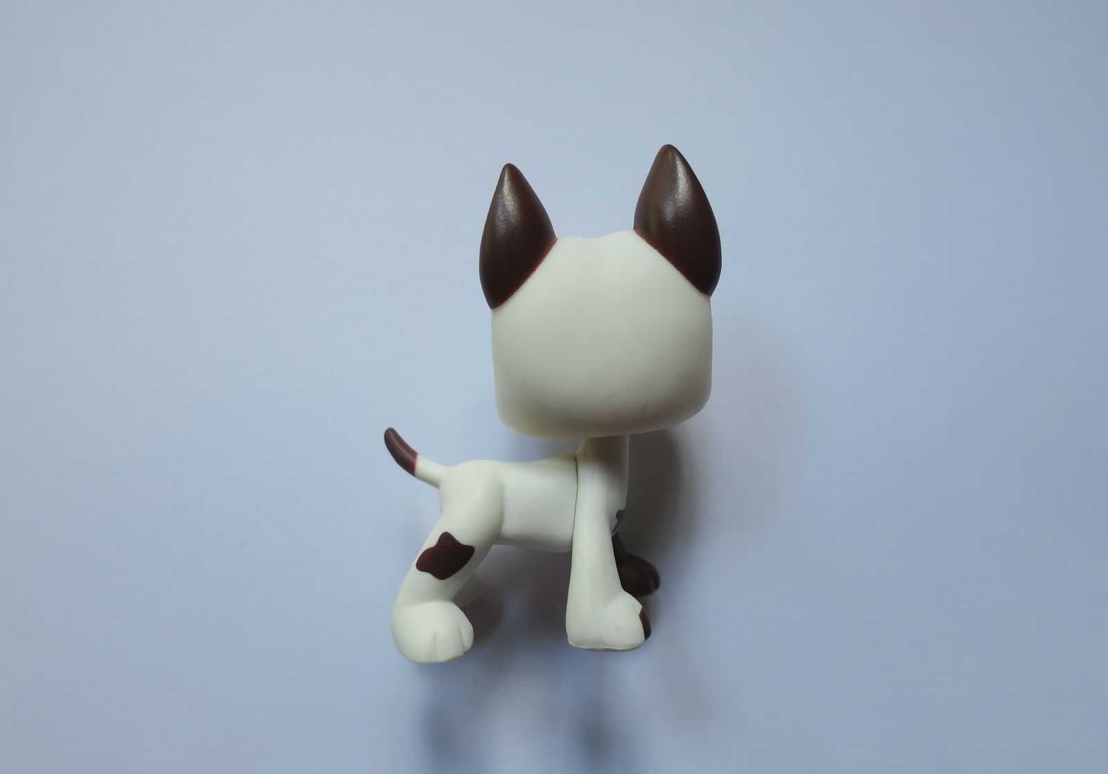 Figurka biały dog niemiecki Littlest Pet Shop LPS