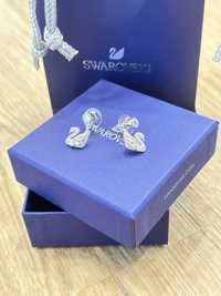 Brincos Swarovski  cisne