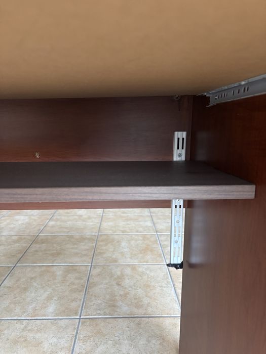 Secretaria em madeira