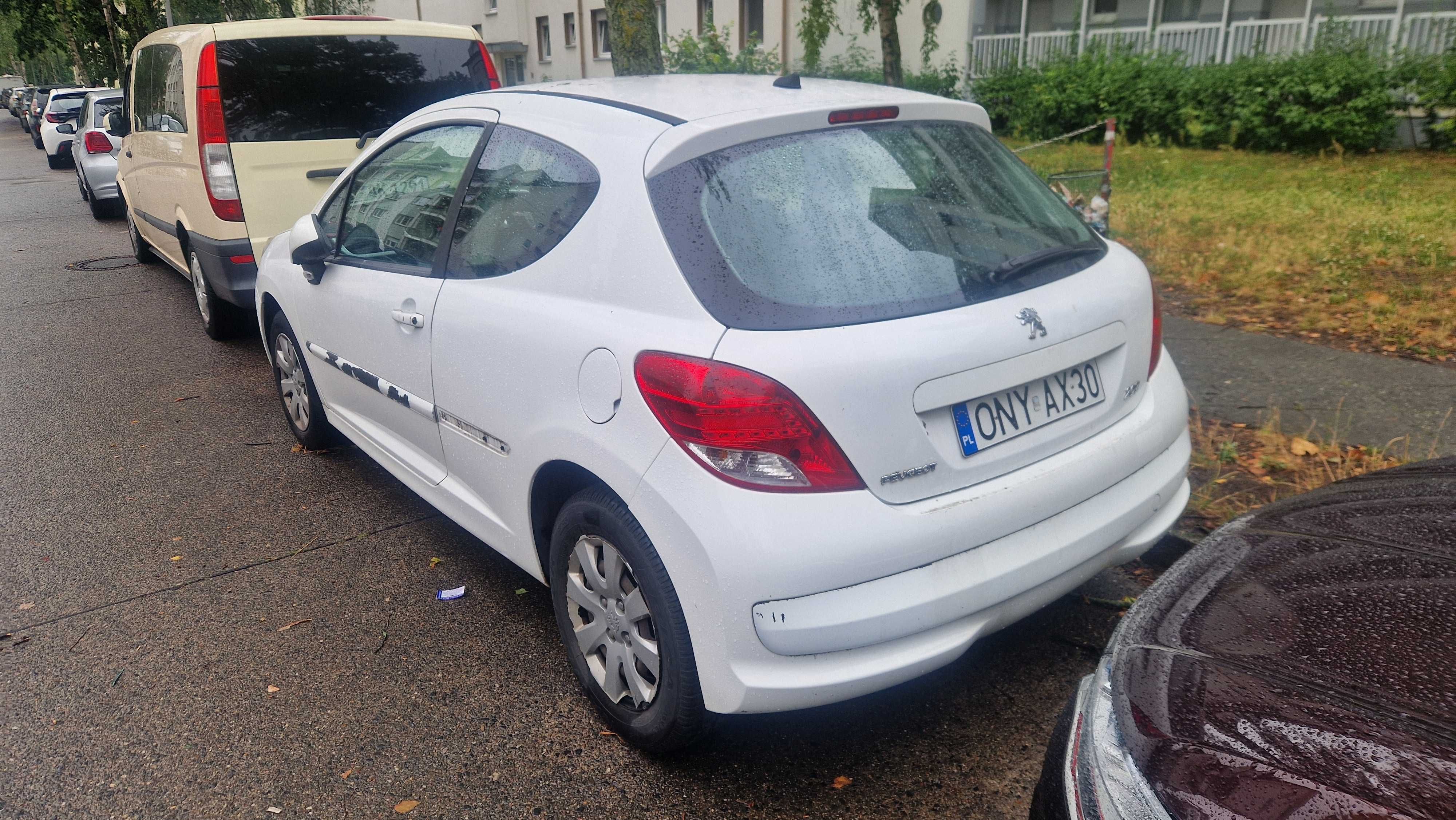 Peugot 207 rocznik 2010