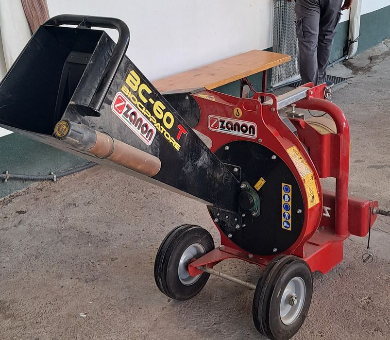 Bio triturador em bom estado